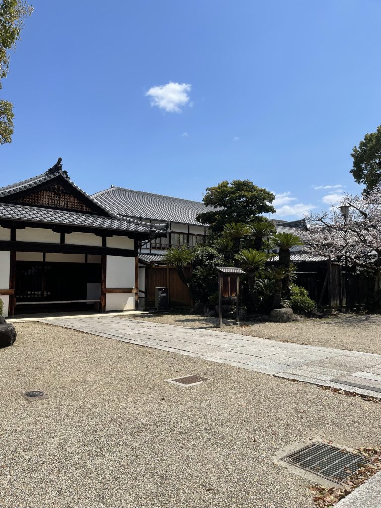客殿玄関
Guest hall entrance